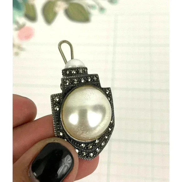 VTG Judith Jack Sterling Silver Faux Pearl Marcasite Earrings JJ Signed 19 Grams - Picture 16 of 16